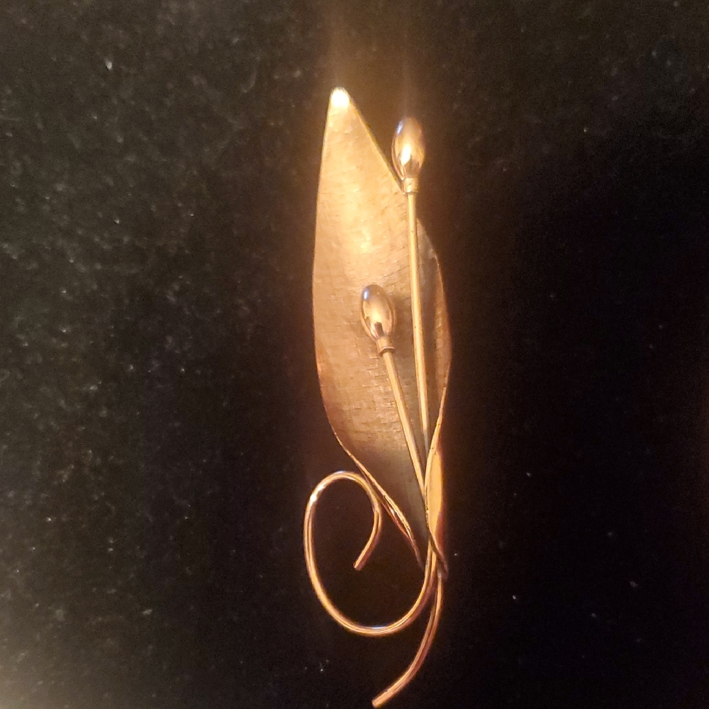 Elegant Vintage 1920's Renoir Calla Lily Copper Leaf Brooch